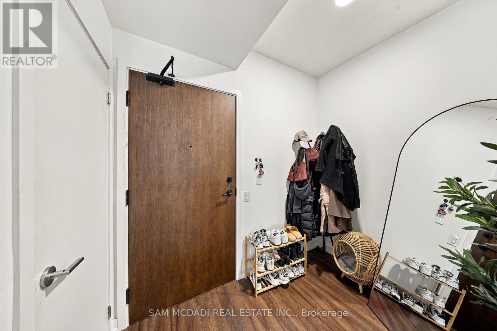 3702 - 4065 Confederation Parkway, Mississauga, Ontario  L5B 0L4 - Photo 5 - W13797000