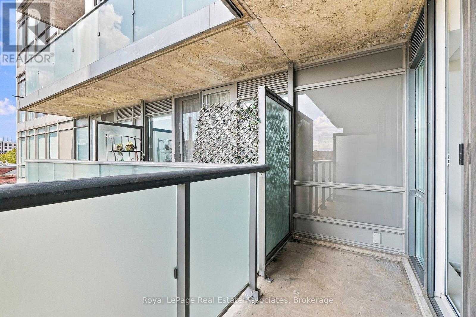416 - 20 Joe Shuster Way, Toronto, Ontario  M6K 0A3 - Photo 30 - W13797036