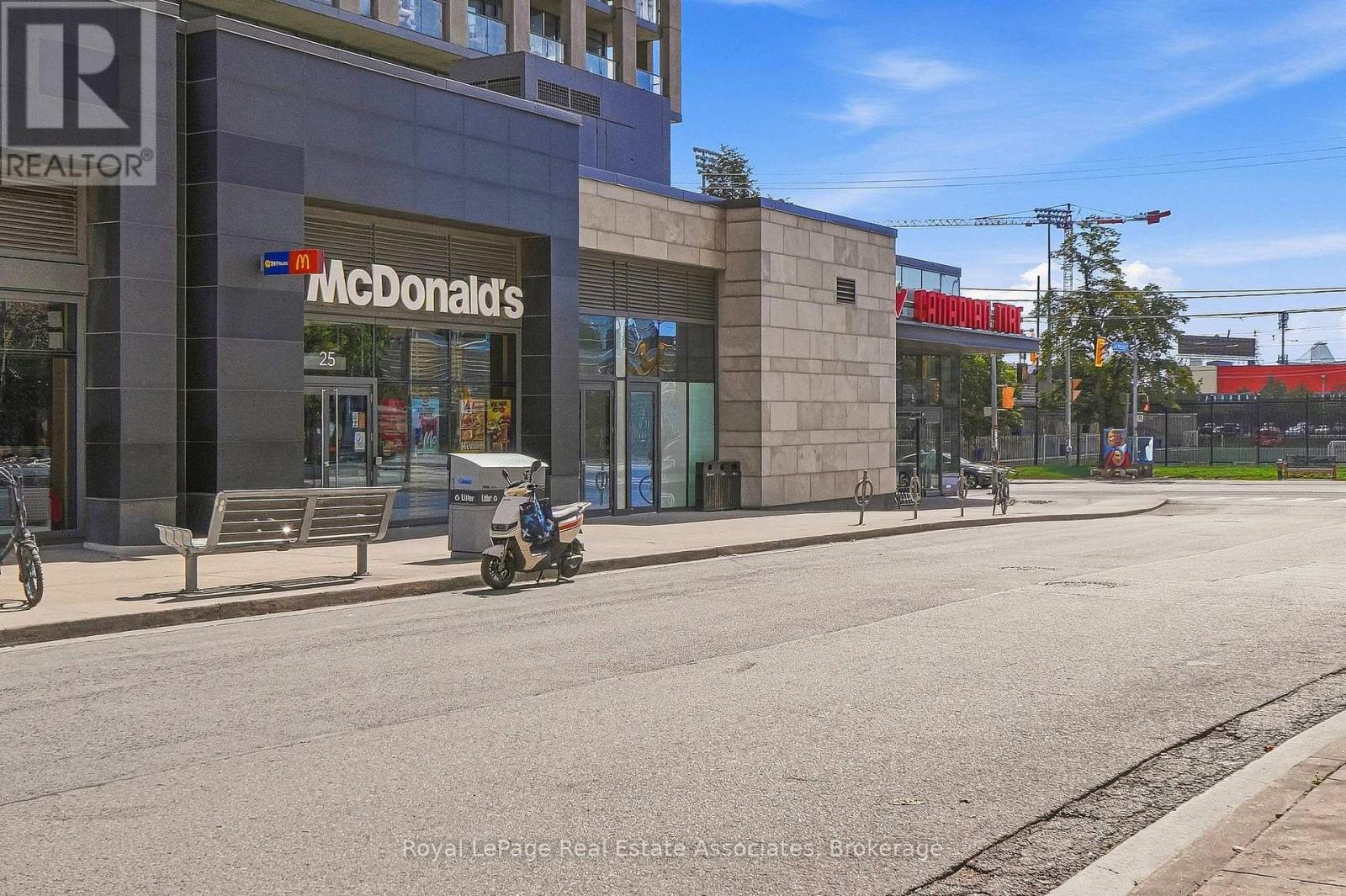 416 - 20 Joe Shuster Way, Toronto, Ontario  M6K 0A3 - Photo 40 - W13797036