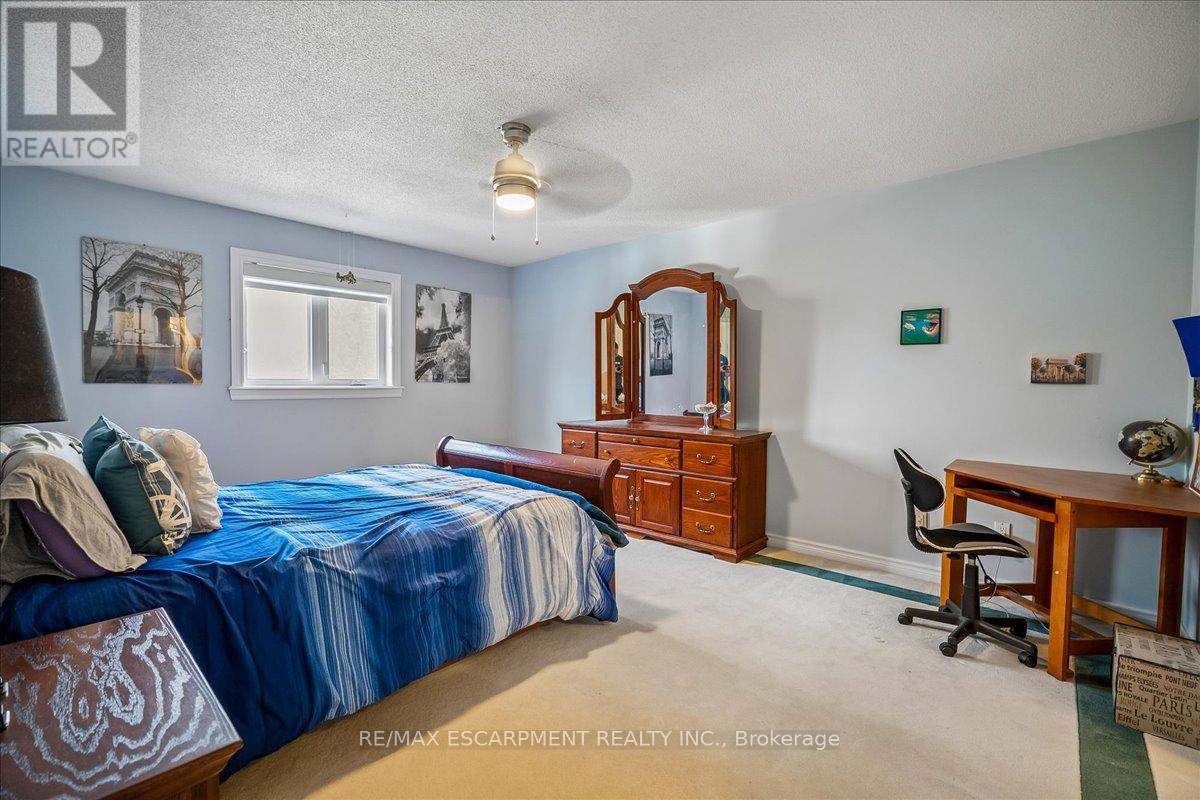 2203 Winding Woods Drive, Oakville, Ontario  L6H 5T9 - Photo 37 - W13797086