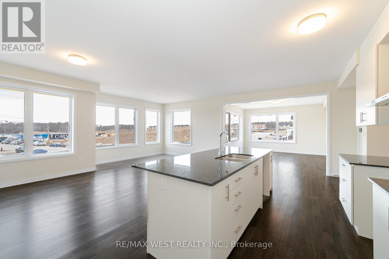 120 Settlers Road E, Oakville, Ontario  L6H 7C8 - Photo 17 - W13797128