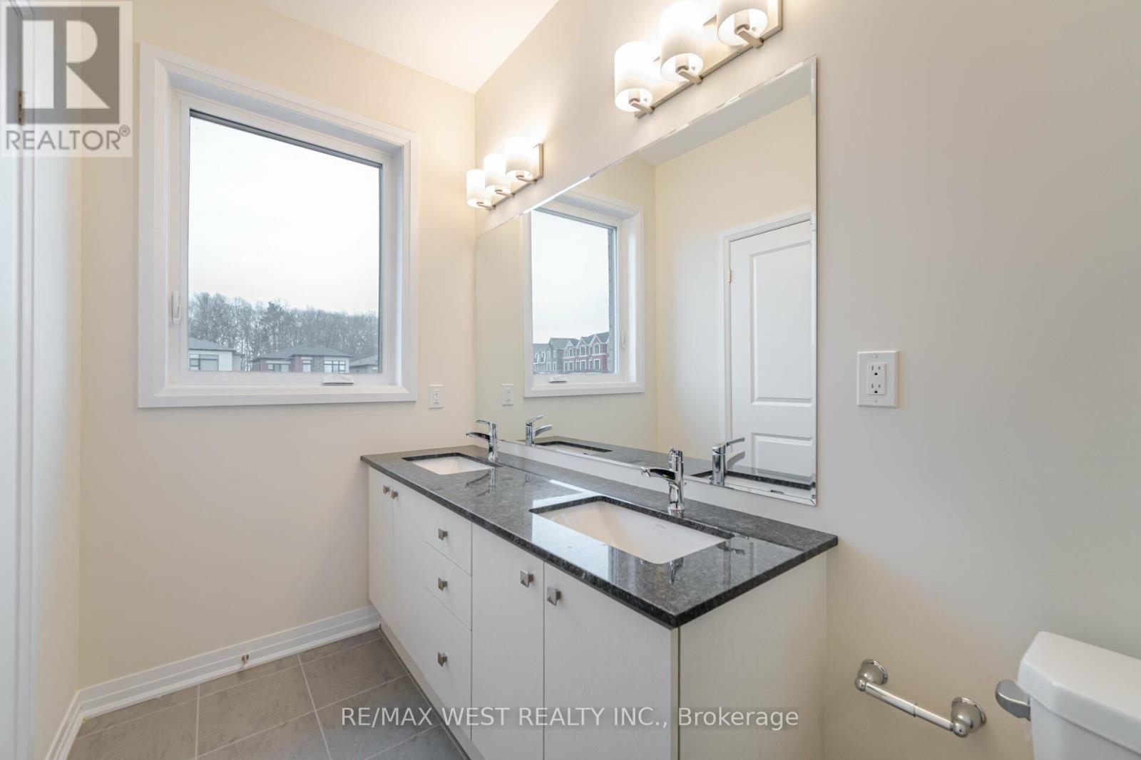 120 Settlers Road E, Oakville, Ontario  L6H 7C8 - Photo 26 - W13797128