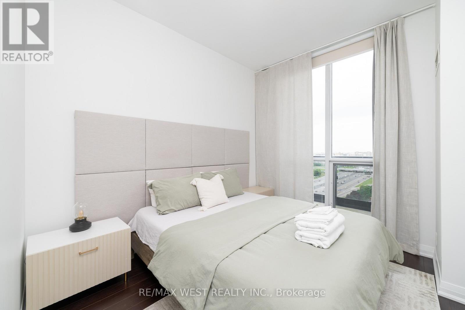 2108 - 1 Valhalla Inn Road, Toronto, Ontario  M9B 1S9 - Photo 18 - W13797142