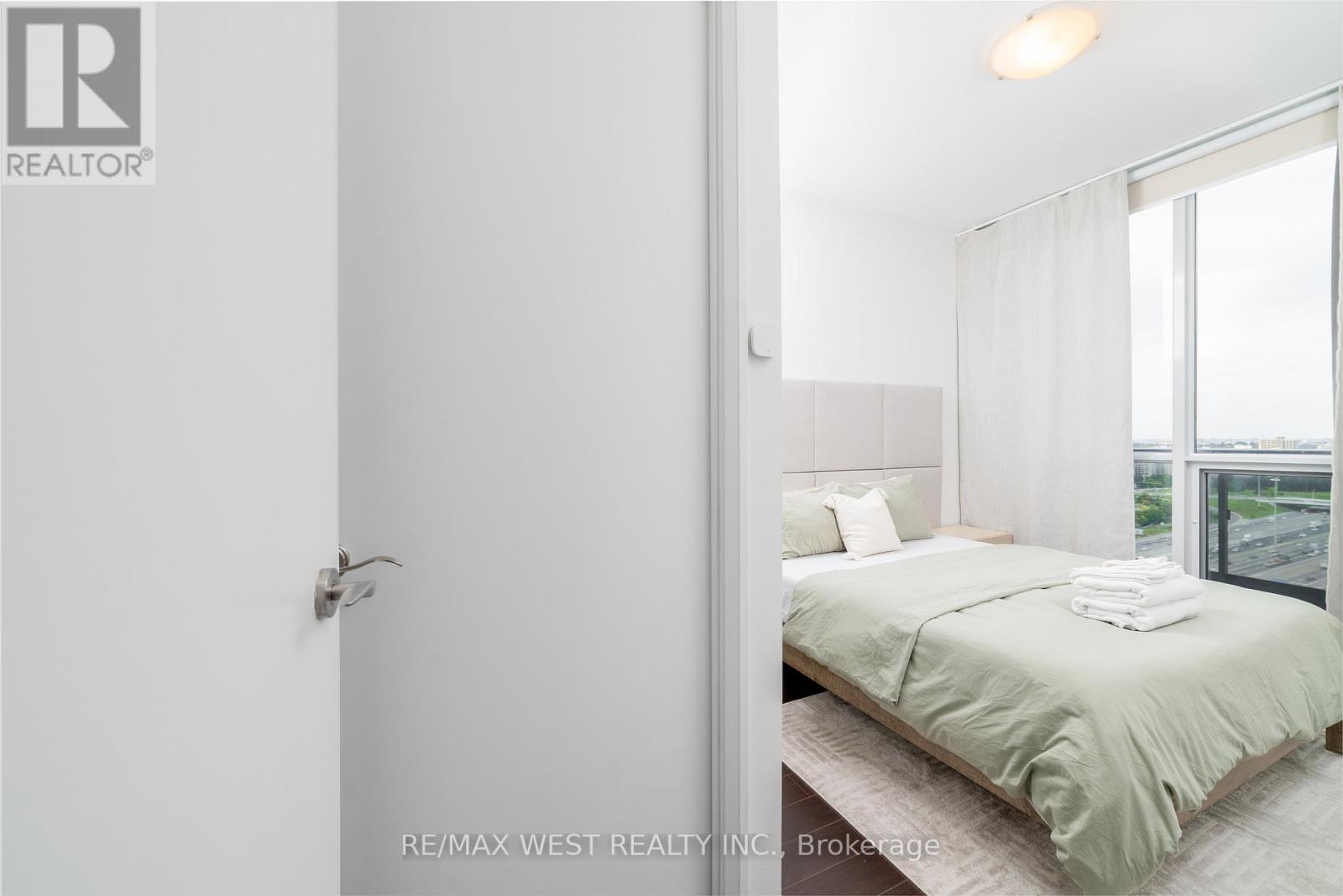 2108 - 1 Valhalla Inn Road, Toronto, Ontario  M9B 1S9 - Photo 19 - W13797142