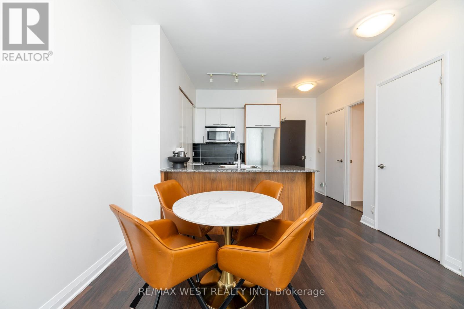 2108 - 1 Valhalla Inn Road, Toronto, Ontario  M9B 1S9 - Photo 24 - W13797142