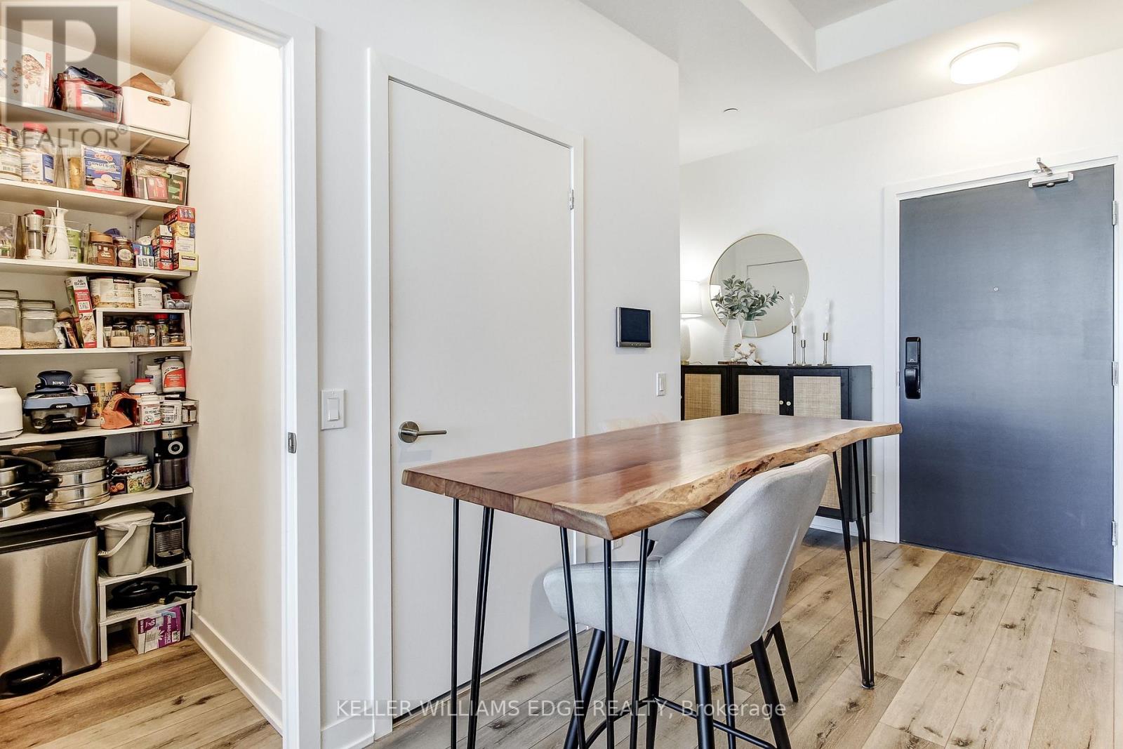 Ph03 - 405 Dundas Street W, Oakville, Ontario  L6M 5P9 - Photo 18 - W13797240