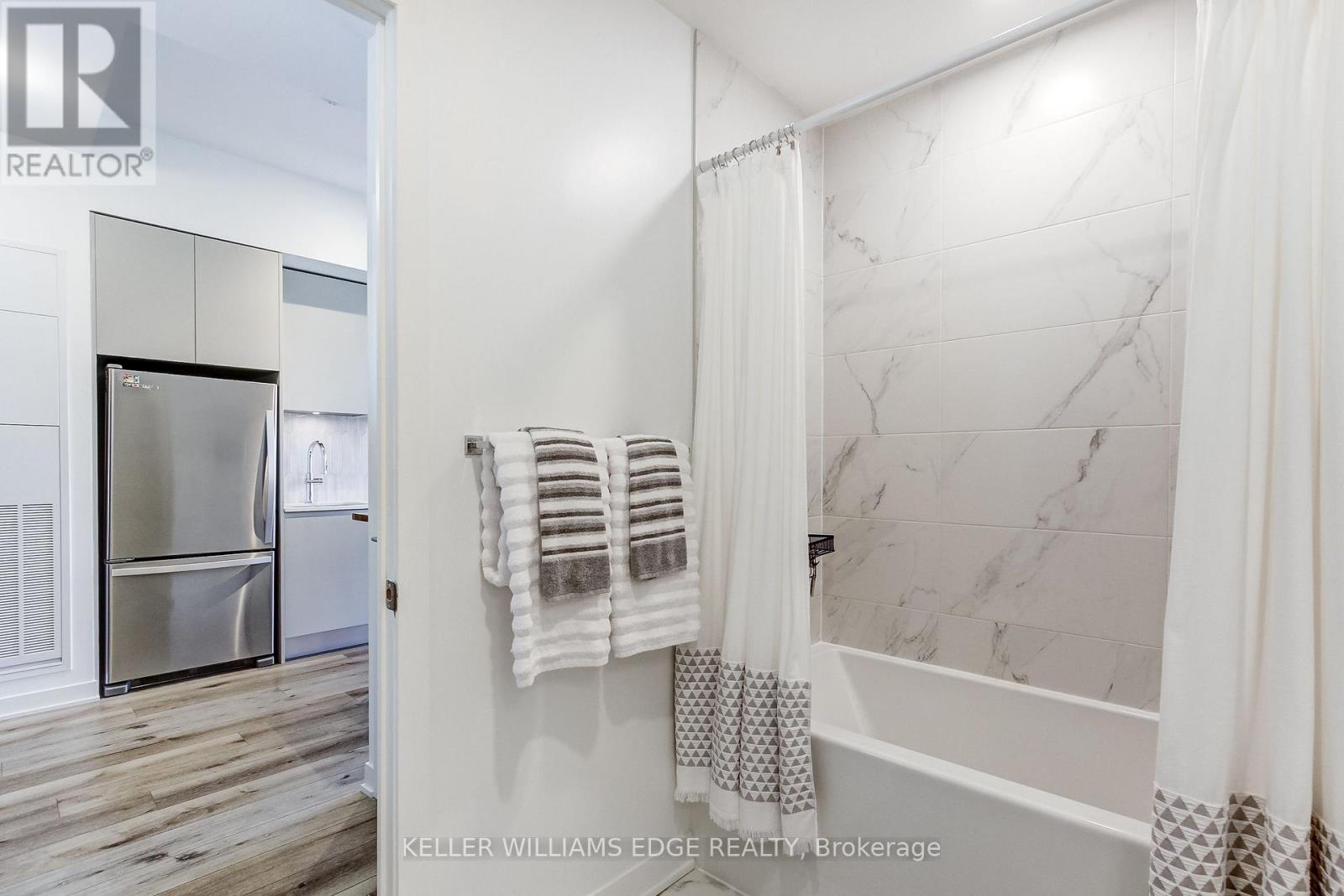 Ph03 - 405 Dundas Street W, Oakville, Ontario  L6M 5P9 - Photo 25 - W13797240