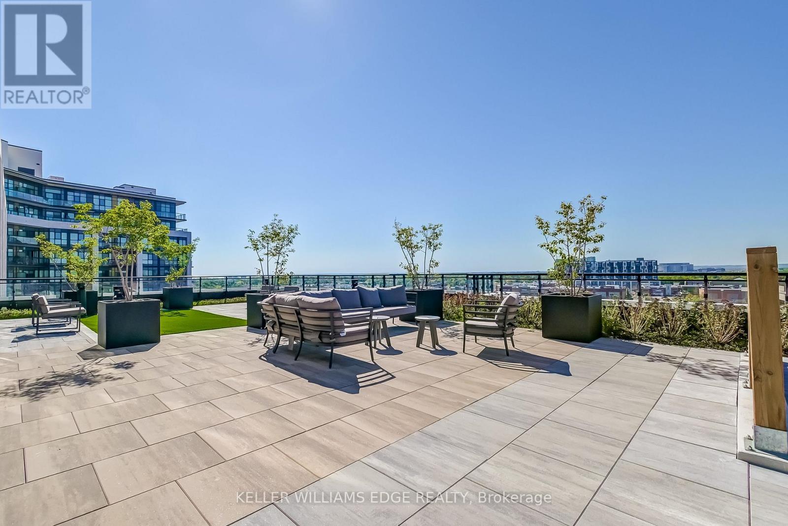 Ph03 - 405 Dundas Street W, Oakville, Ontario  L6M 5P9 - Photo 46 - W13797240