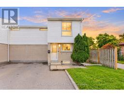 16 GLENEADEN COURT, Brampton, Ontario