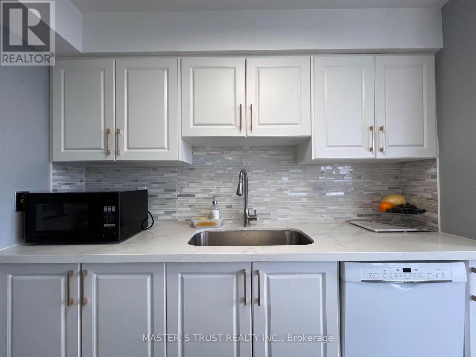 1203 - 400 Webb Drive, Mississauga, Ontario  L5B 3Z7 - Photo 12 - W13797298