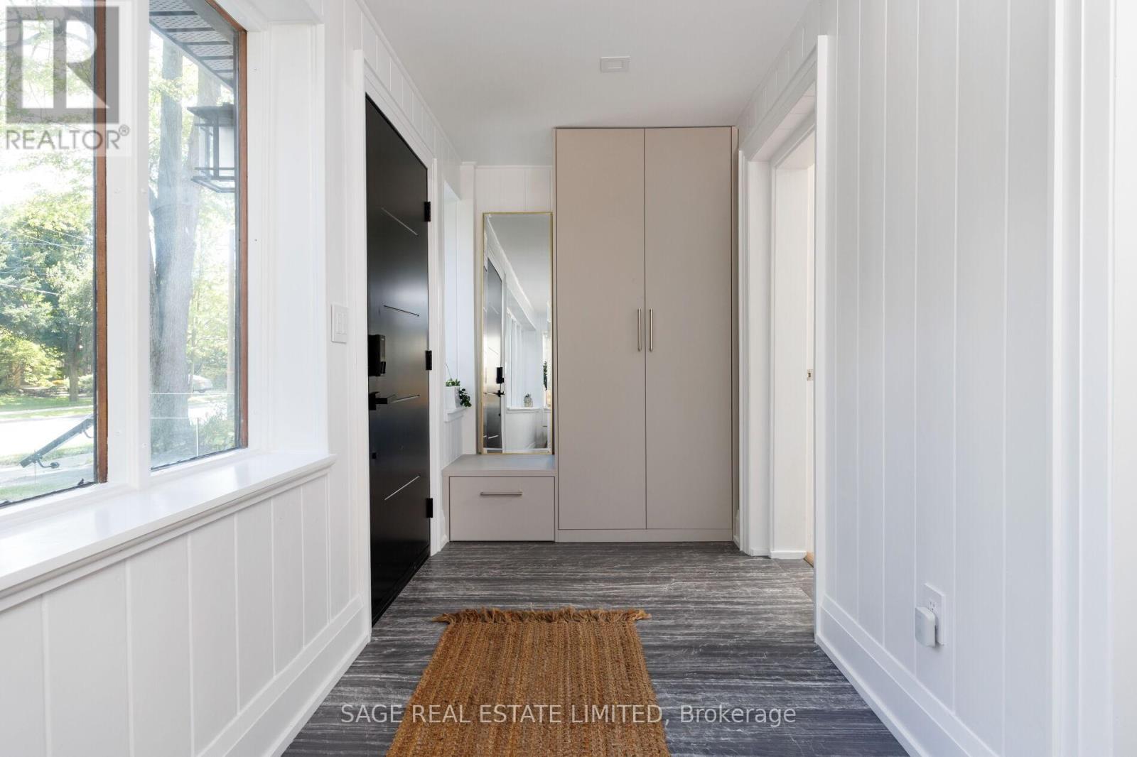 872 Royal York Road, Toronto, Ontario  M8Y 2V4 - Photo 3 - W13797302