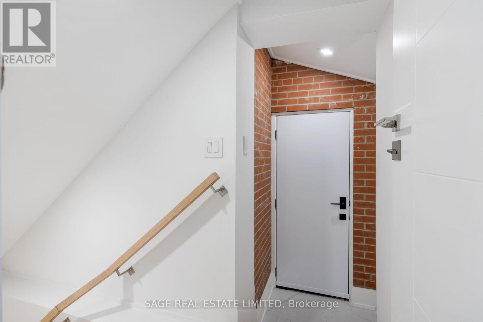 872 Royal York Road, Toronto, Ontario  M8Y 2V4 - Photo 41 - W13797302