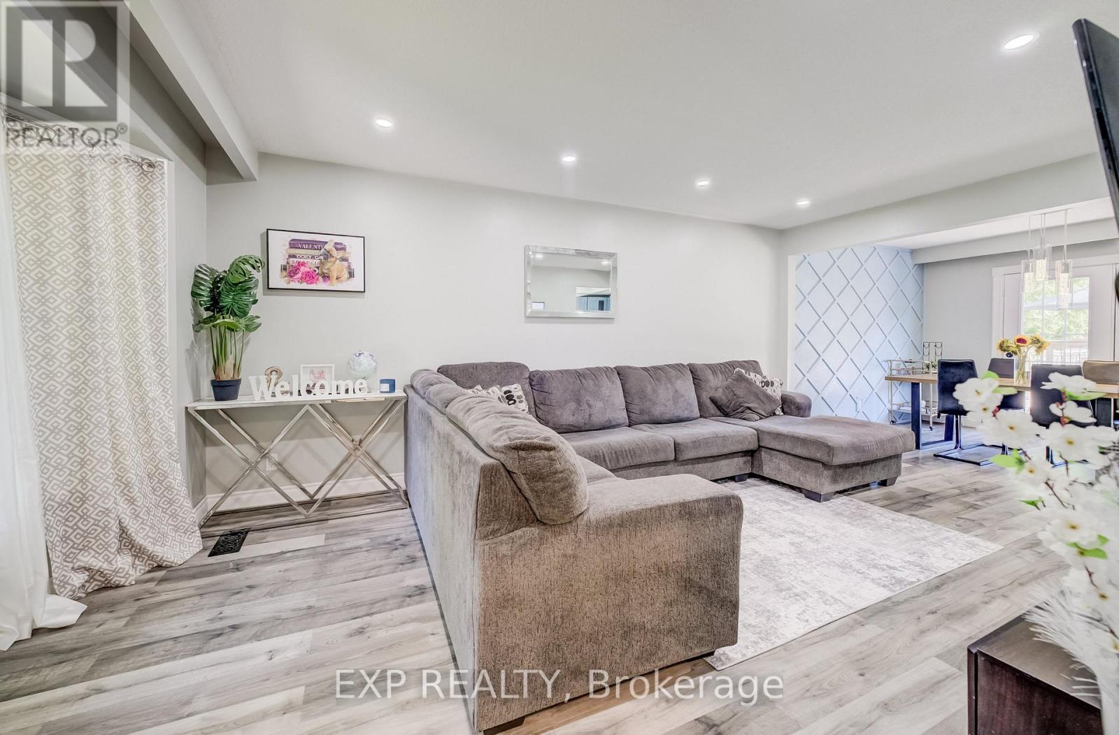 80 Glen Lake Crescent, Kitchener, Ontario  N2N 1C5 - Photo 4 - X13796966