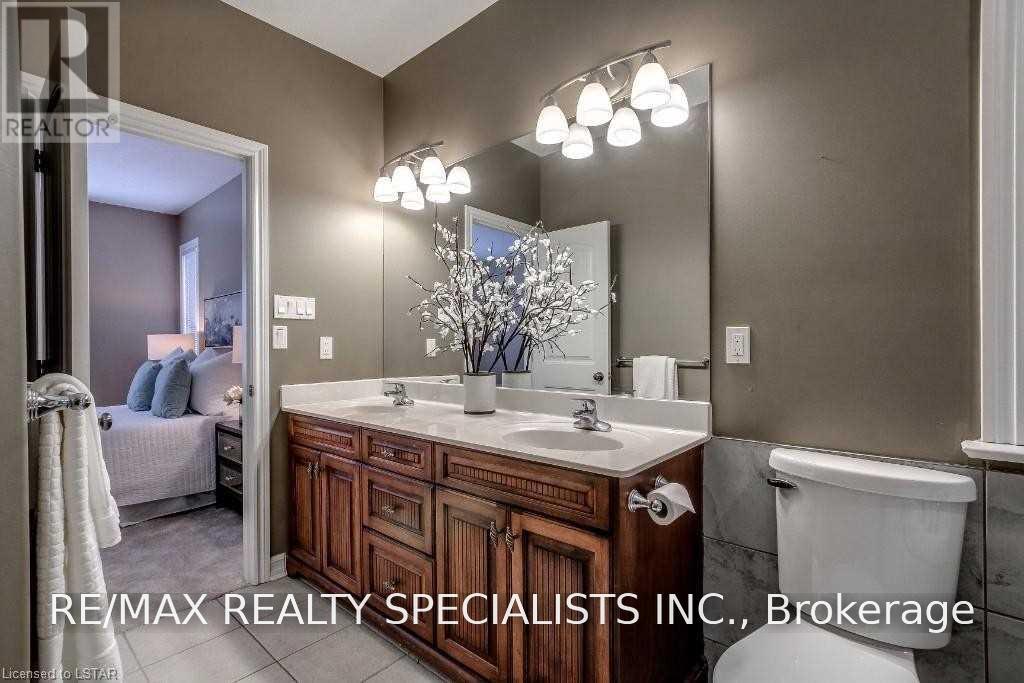 404 South Carriage Way, London North, Ontario  N6G 0B2 - Photo 24 - X13796976