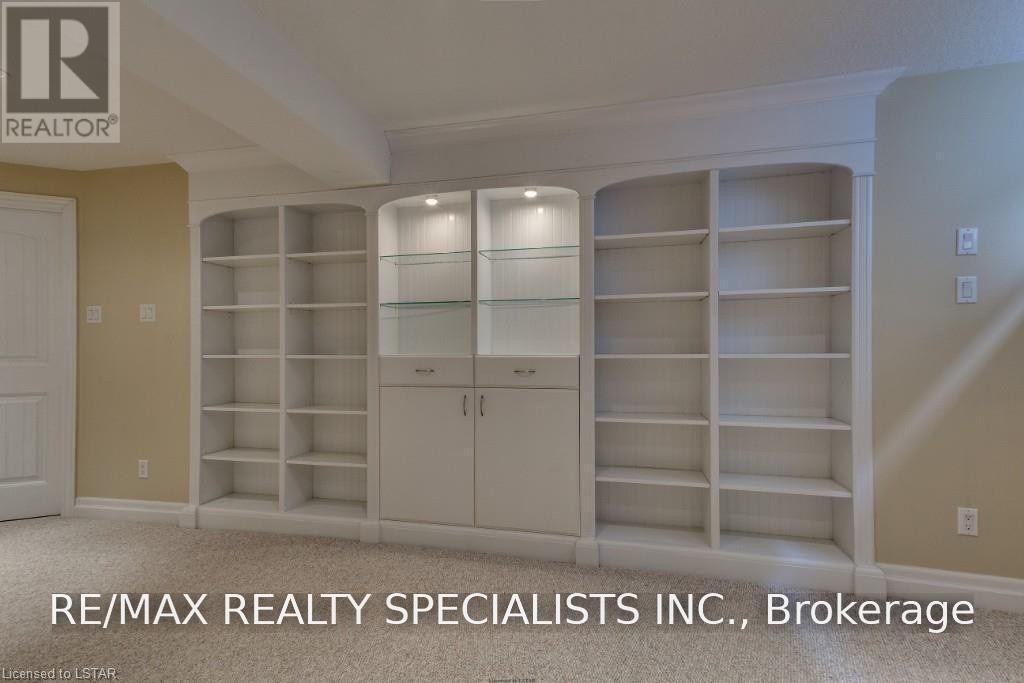 404 South Carriage Way, London North, Ontario  N6G 0B2 - Photo 28 - X13796976