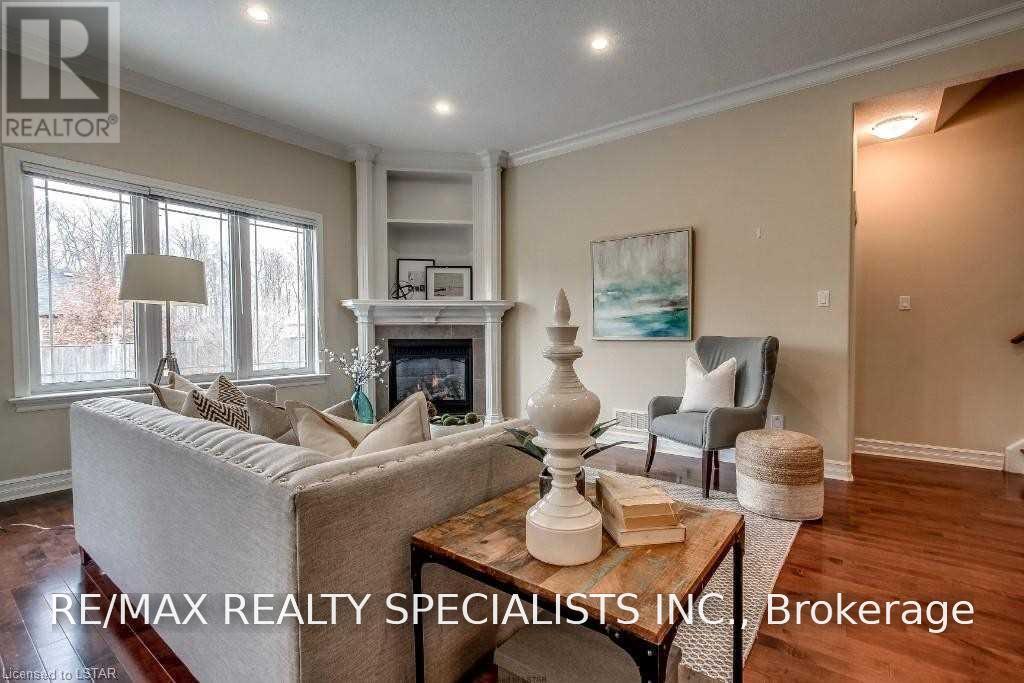 404 South Carriage Way, London North, Ontario  N6G 0B2 - Photo 9 - X13796976