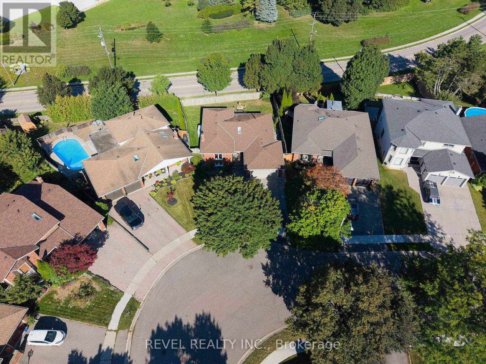 15 Fox Run, Brantford, Ontario  N3R 7P9 - Photo 36 - X13796980