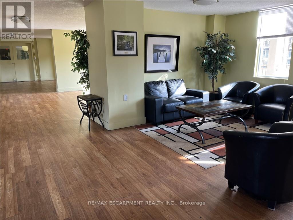 236 - 350 Quigley Road, Hamilton, Ontario  L8K 5N2 - Photo 3 - X13797052