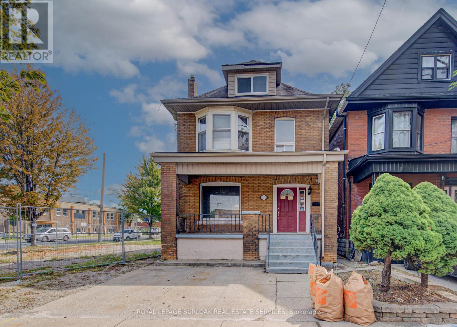 5 BARNESDALE AVENUE, Hamilton, Ontario