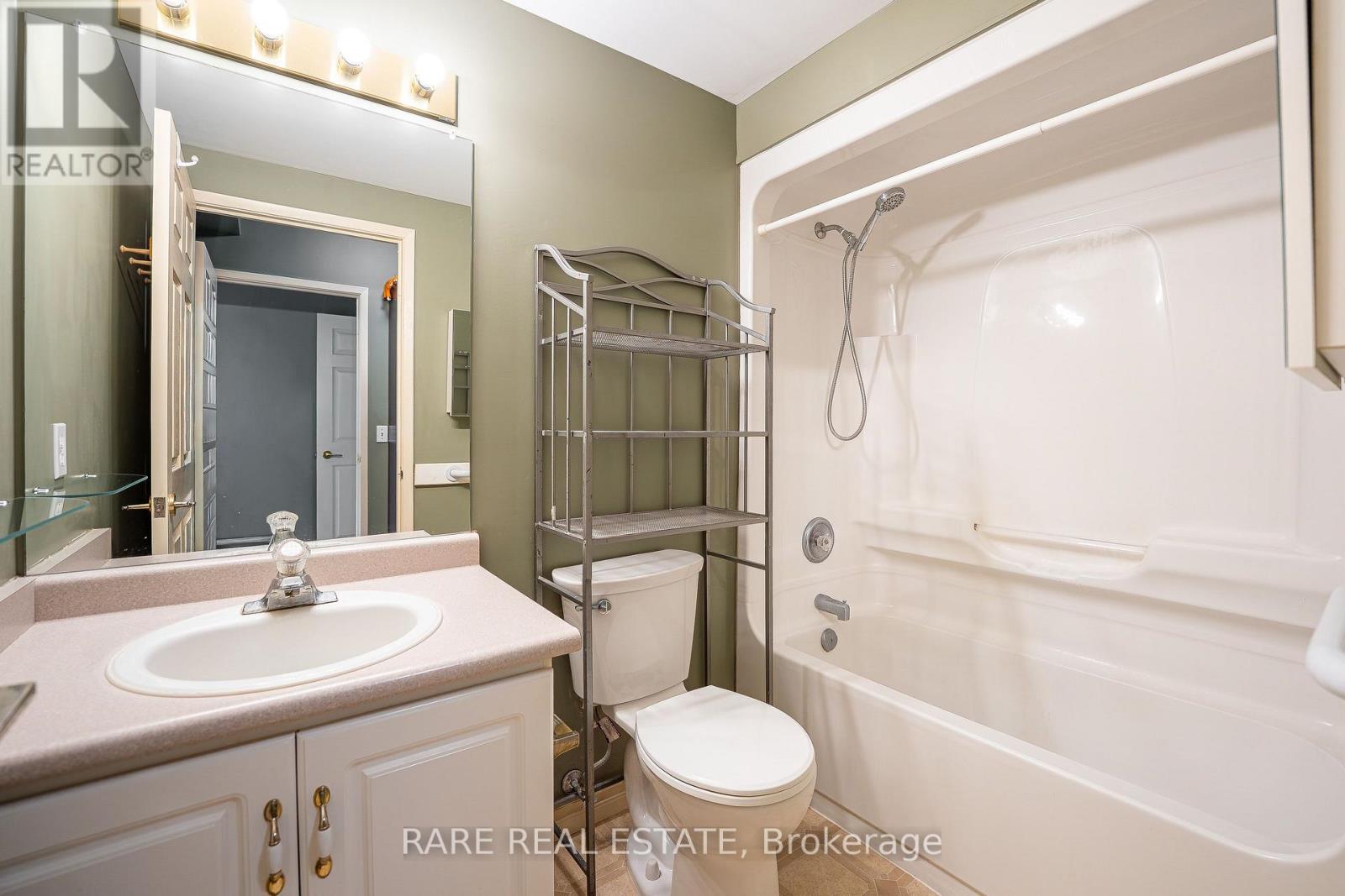 403 - 405 Erb Street W, Waterloo, Ontario  N2L 1W7 - Photo 22 - X13797236