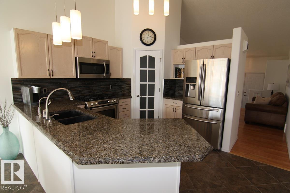 3115 135 Av NW, Edmonton, Alberta  T5A 5E3 - Photo 8 - E4509114