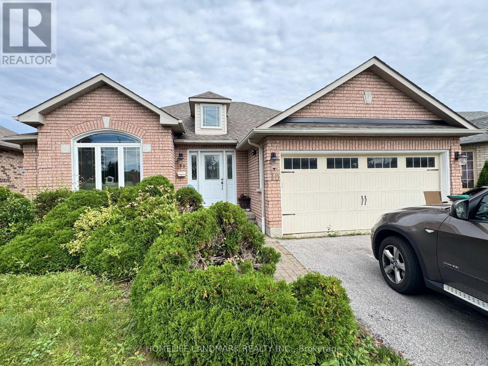 LOWER - 10 SUMMERSET DRIVE, Barrie, Ontario