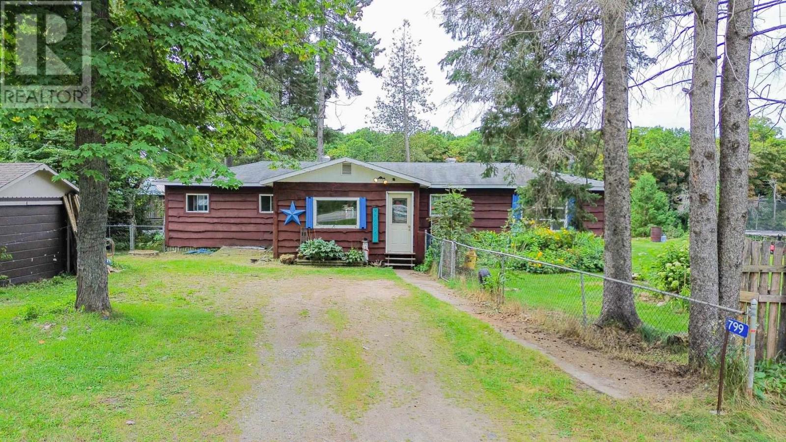 799 Hwy 552 W, Goulais River, Ontario