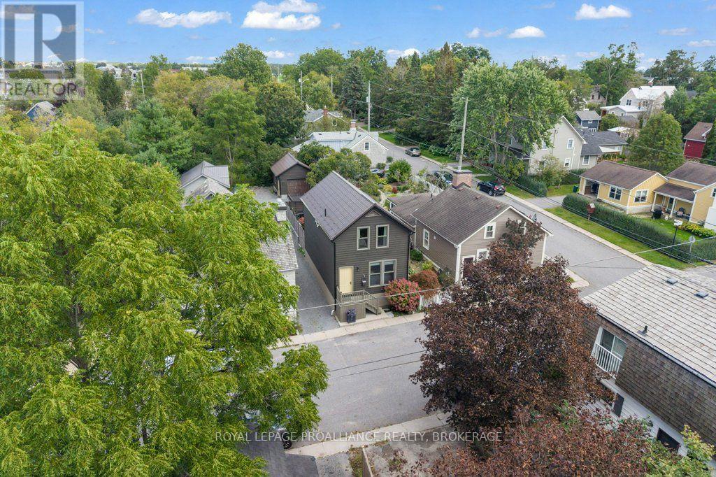 12 Drummond Street, Kingston, Ontario  K7K 5S1 - Photo 4 - X13797406