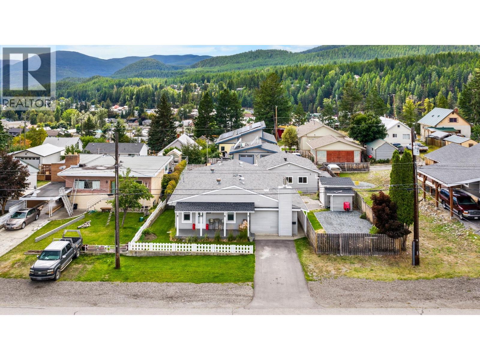450 Halpin Street, Kimberley, British Columbia V1A 2G9 - Photo 3 - 10373205