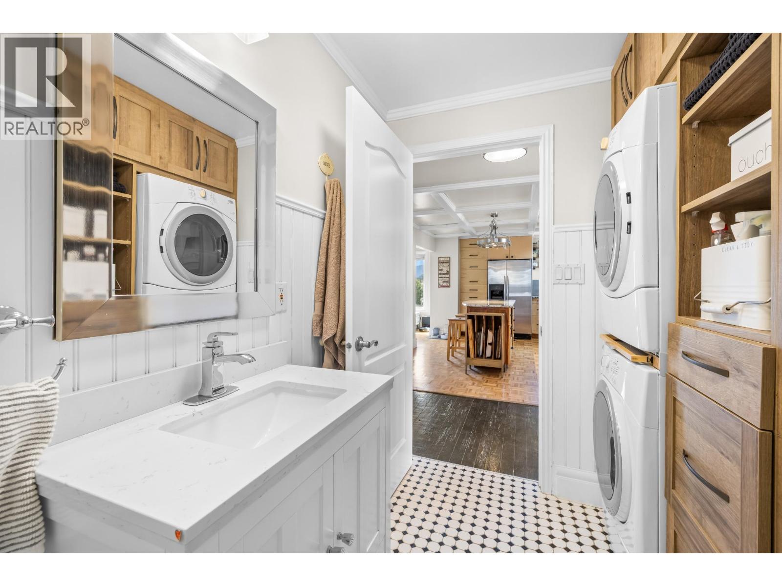 450 Halpin Street, Kimberley, British Columbia V1A 2G9 - Photo 30 - 10373205