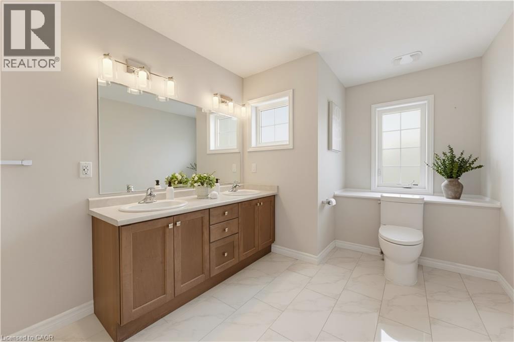 251 Cranbrook Street, Kitchener, Ontario  N2P 0B5 - Photo 13 - 40863026