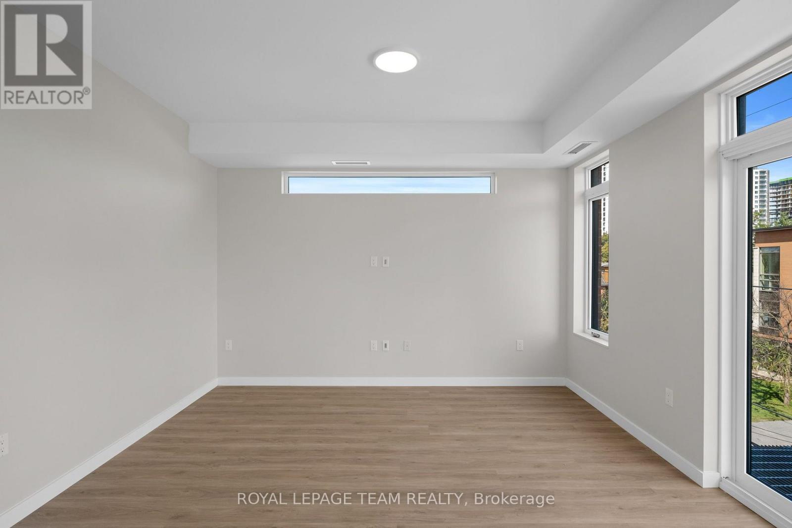 301 - 370 Athlone Avenue, Ottawa, Ontario  K1Z 5M4 - Photo 14 - X13797464