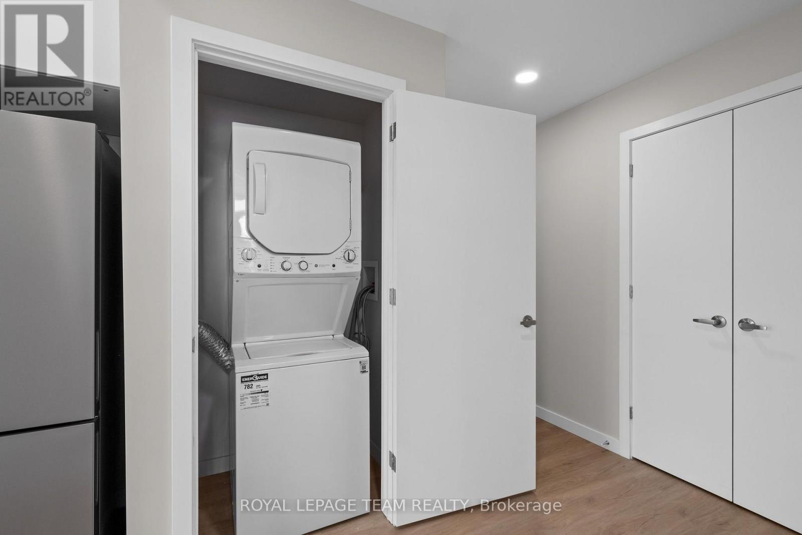 301 - 370 Athlone Avenue, Ottawa, Ontario  K1Z 5M4 - Photo 21 - X13797464