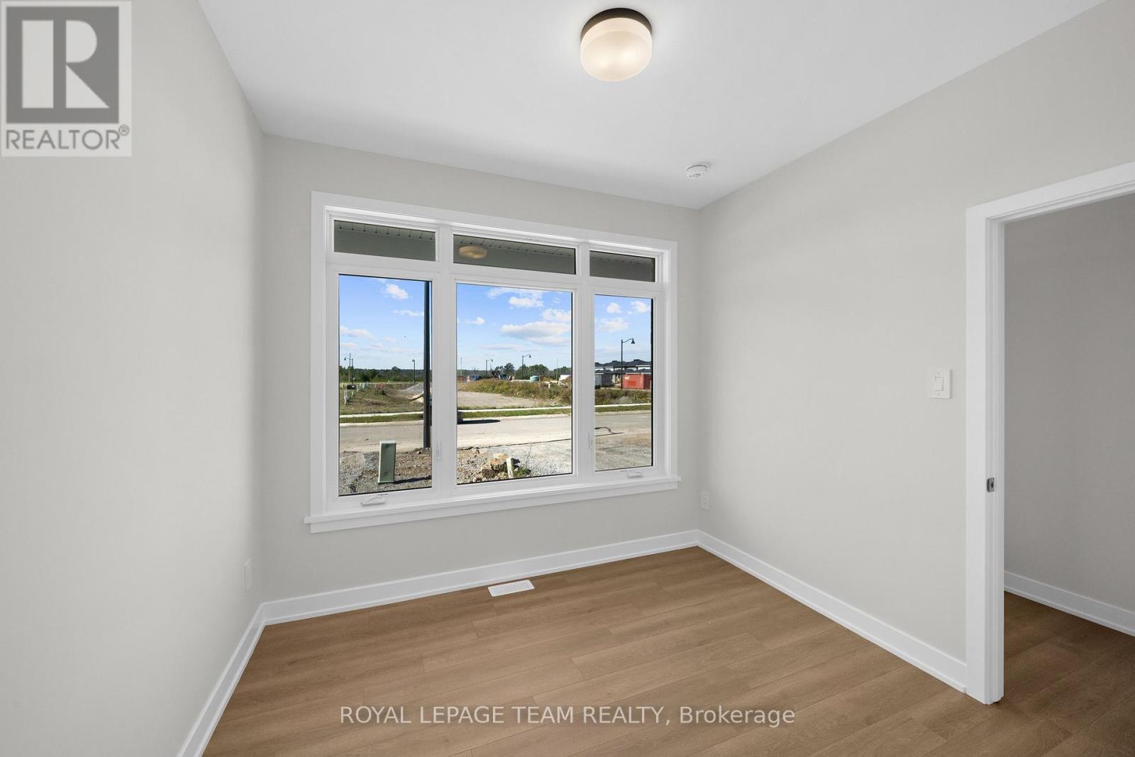 1064 Dobbie Street, Brockville, Ontario  K6V 0G8 - Photo 5 - X13797486