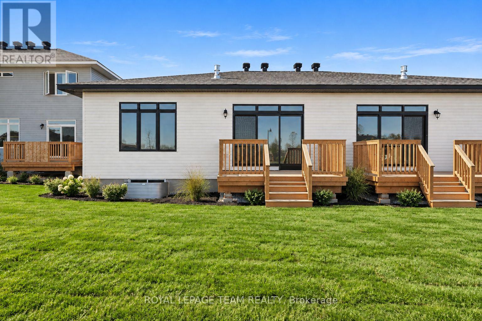 1031 Moore Street, Brockville, Ontario  K6V 7N1 - Photo 39 - X13797512