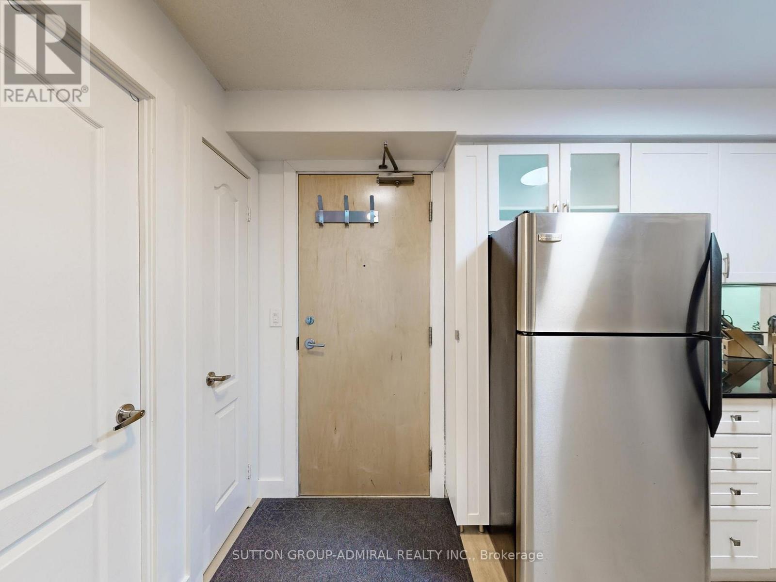 1005 - 212 Eglinton Avenue E, Toronto, Ontario M4P 1K2 - Photo 21 - C13797348