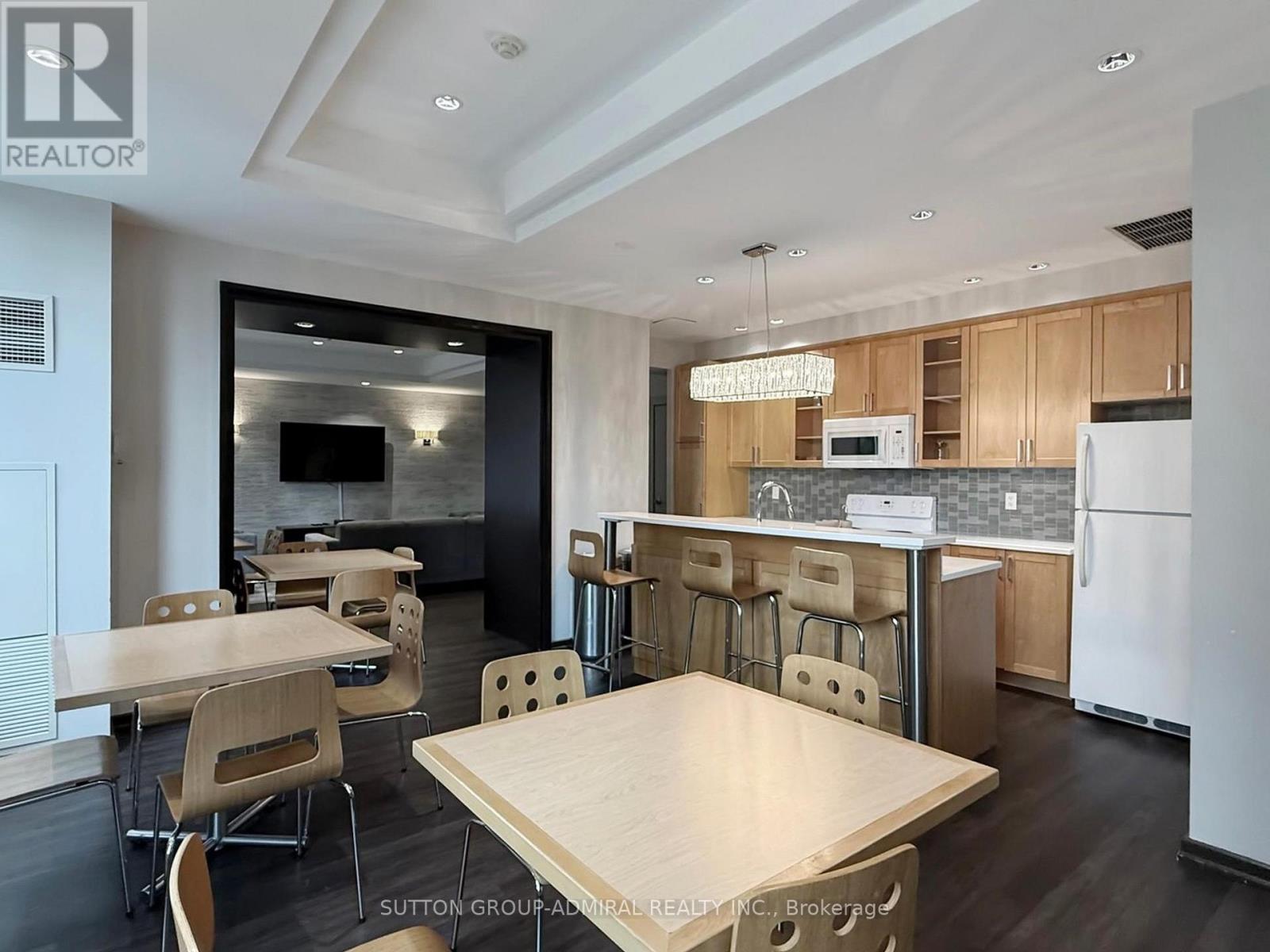 1005 - 212 Eglinton Avenue E, Toronto, Ontario M4P 1K2 - Photo 29 - C13797348