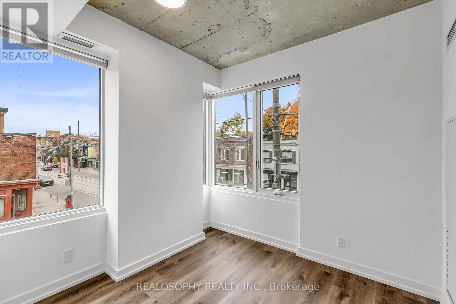 303 - 115 Larchmount Avenue, Toronto, Ontario  M4M 2Y6 - Photo 9 - E13797454