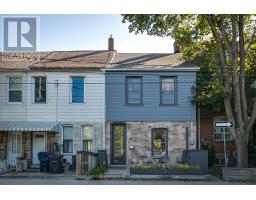 81 BOULTON AVENUE, Toronto, Ontario