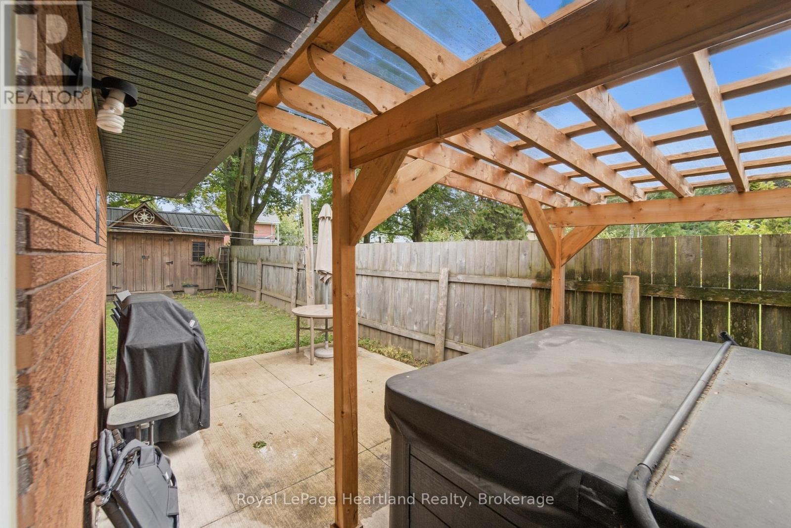 390 Morris Street, North Huron, Ontario  N0M 1H0 - Photo 33 - X13797342