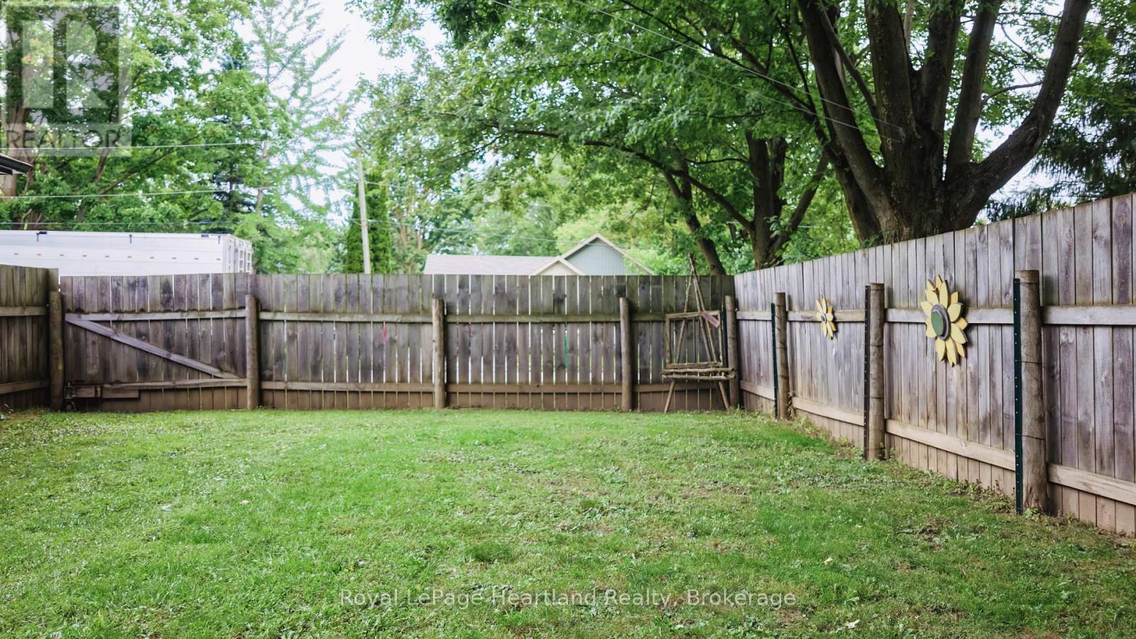 390 Morris Street, North Huron, Ontario  N0M 1H0 - Photo 35 - X13797342
