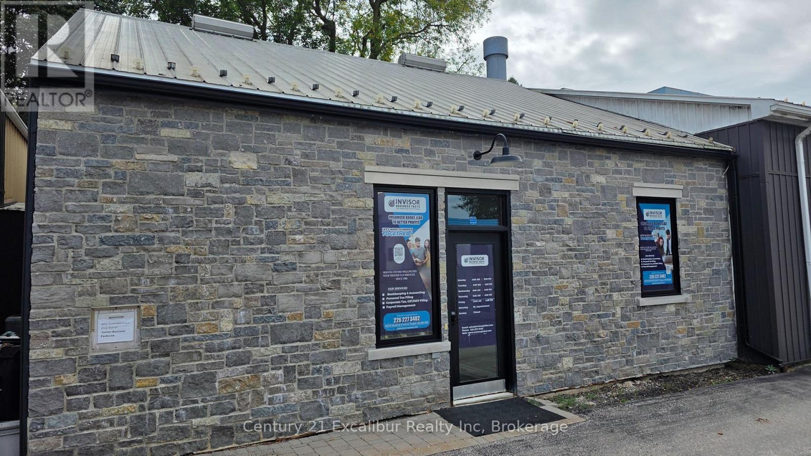 B - 645 ST DAVID STREET N, Centre Wellington, Ontario