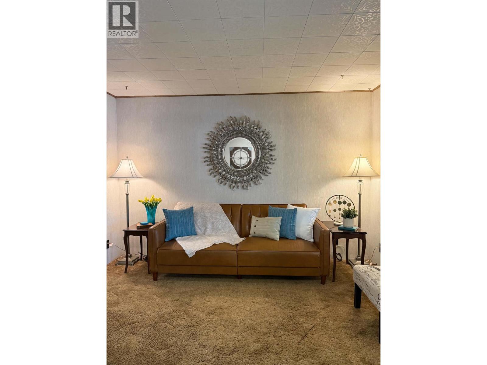 208 Maple Street, Fauquier, British Columbia V0G 1J0 - Photo 2 - 10387465