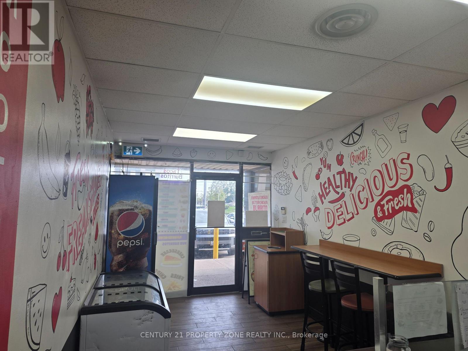 10 - 106 Humber College Boulevard, Toronto, Ontario  M9V 4E4 - Photo 4 - W13781460