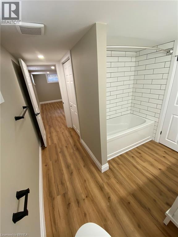 25 Hickery Place Unit# Basement, Brantford, Ontario  N3S 3C7 - Photo 13 - 40863781