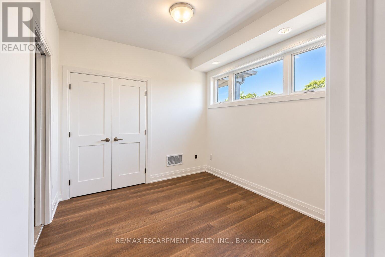 1 - 86 Poulette Street, Hamilton, Ontario  L8P 4E2 - Photo 6 - X13763568