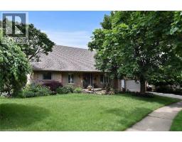 34 HOWARD Boulevard, Waterdown, Ontario