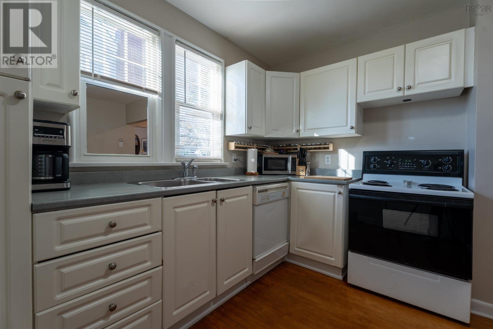 3636 Leaman Street, Halifax, Nova Scotia  B3K 4A1 - Photo 5 - 202623597
