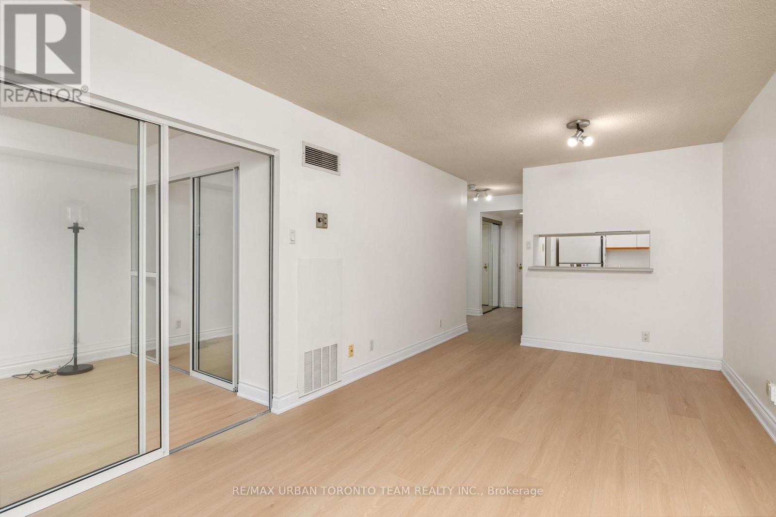 418 - 92 King Street E, Toronto, Ontario  M5C 2V8 - Photo 11 - C13791176