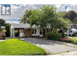 21 GROVE PARK CRESCENT, Toronto, Ontario